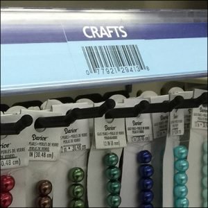 Single-Lug Plastic Display Hooks Maximize Merchandising Space